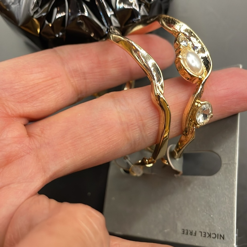 NOT FOR SALE!!!!!!Nordstrom Rack Earrings - Picture 7 of 10